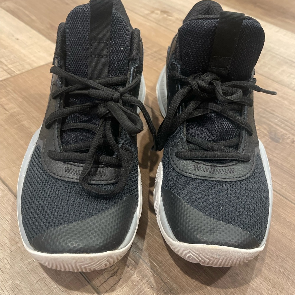 Under Armour Kids Black Sneakers
